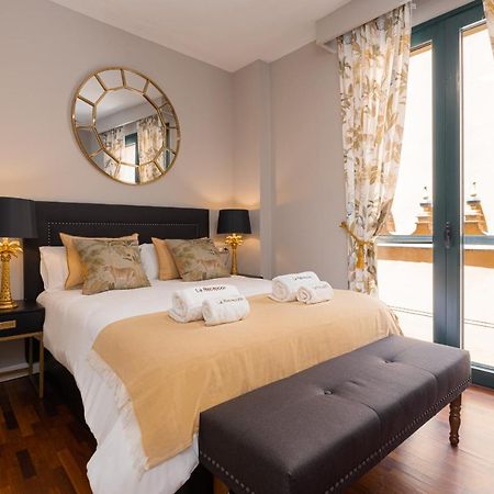 C31 Deluxe Apartment Into Cathedral Square Málaga Extérieur photo
